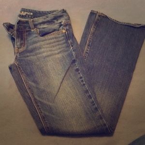 AMERICAN EAGLE ARTIST JEANS SIZE 4